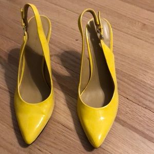 Yellow nine west heels